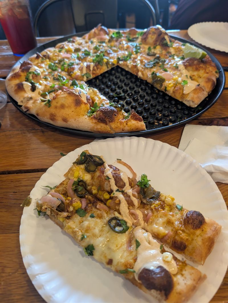 Viola's Pizza Company, Viola, TN