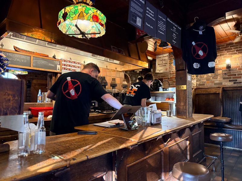 Waits, Wallets And The Cash-Only Catch