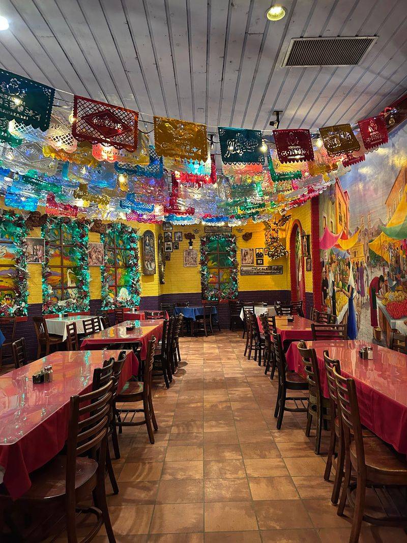 Warm Service That Regulars Rave About