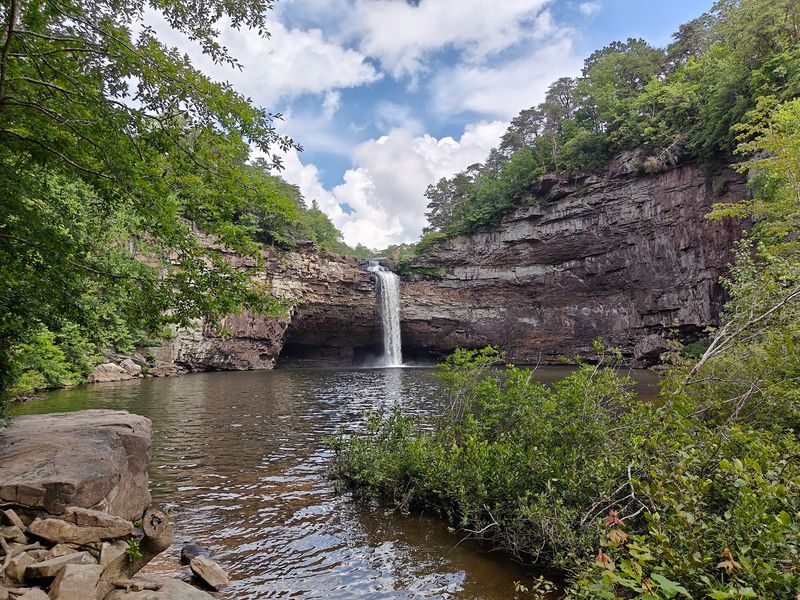 Waterfalls That Steal the Show Waterfalls That Steal the Show