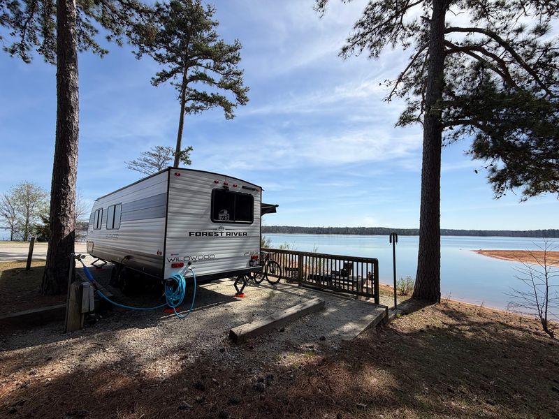 Waterfront Campsites With Room to Breathe