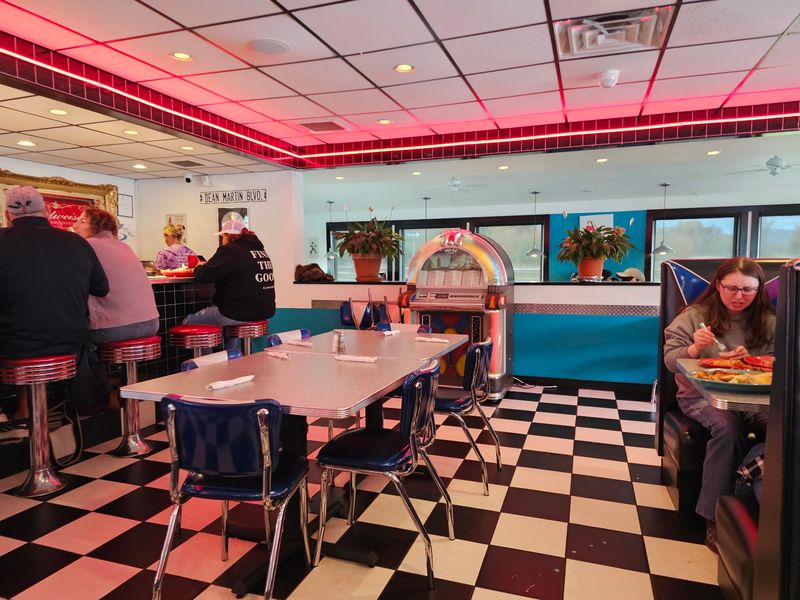 Where Retro Charm Lives on Dalton Avenue