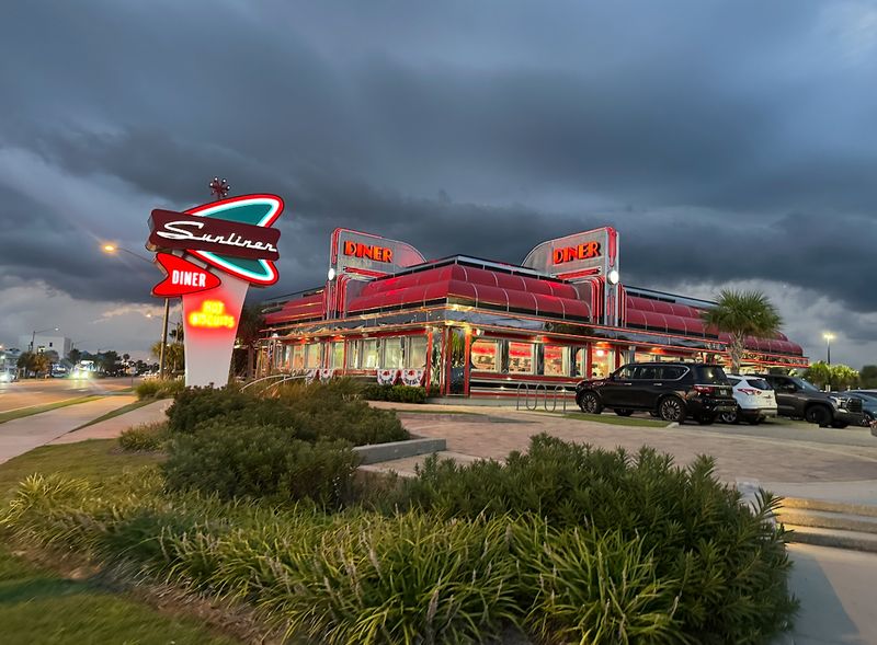 Where Retro Meets The Gulf Coast Where Retro Meets The Gulf Coast
