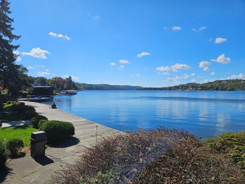 Where This Lake Community Sits on the Map Where This Lake Community Sits on the Map