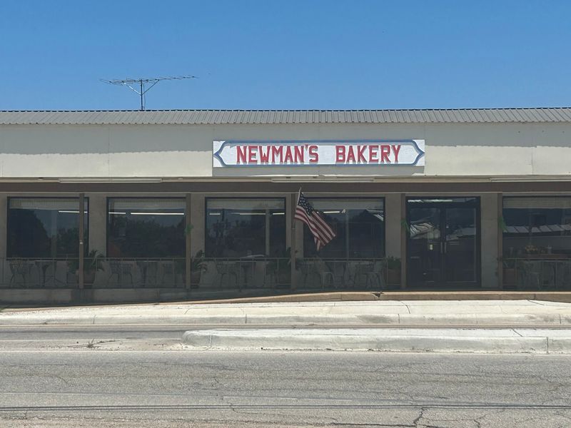Where This Roadside Bakery Hides