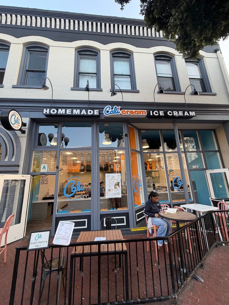 Where To Find This Downtown Scoop Shop Where To Find This Downtown Scoop Shop