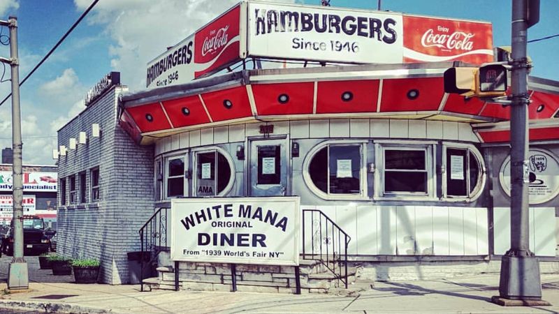 White Mana, Jersey City White Mana, Jersey City