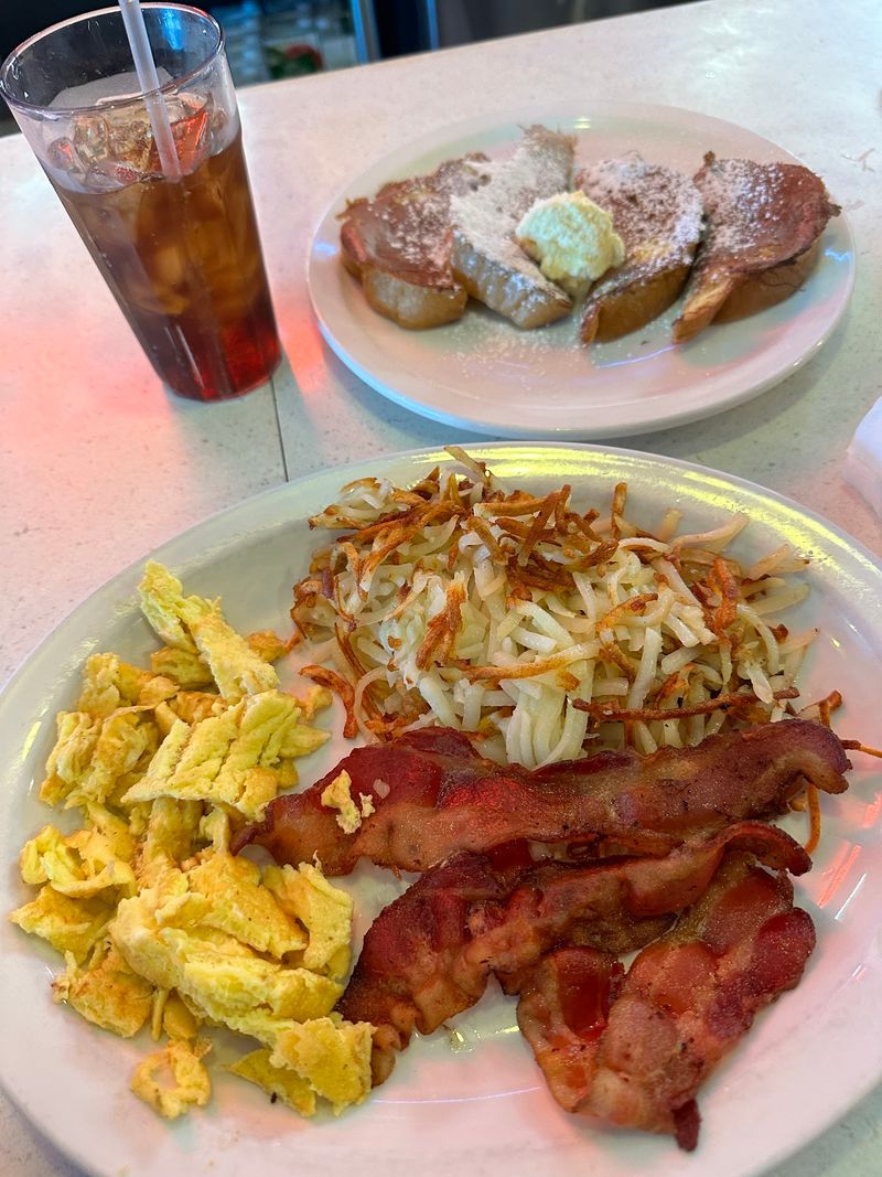Why This Diner Is Worth The Trip