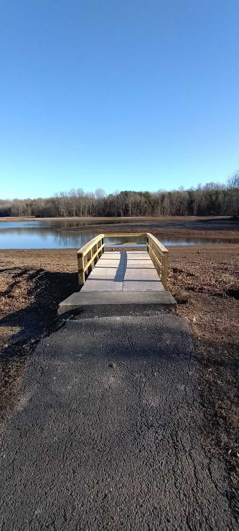 Why This Little Lake Keeps Winning Fans