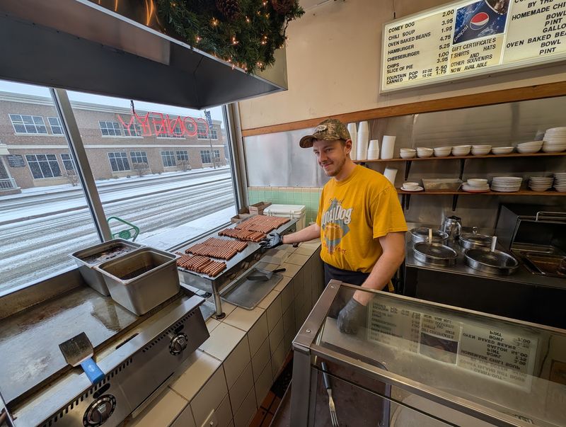 Why This Old Coney Stand Still Wins Hearts