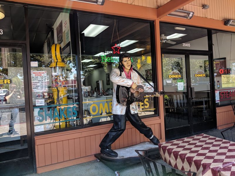 Why This Retro Stop Stays Worth It Why This Retro Stop Stays Worth It