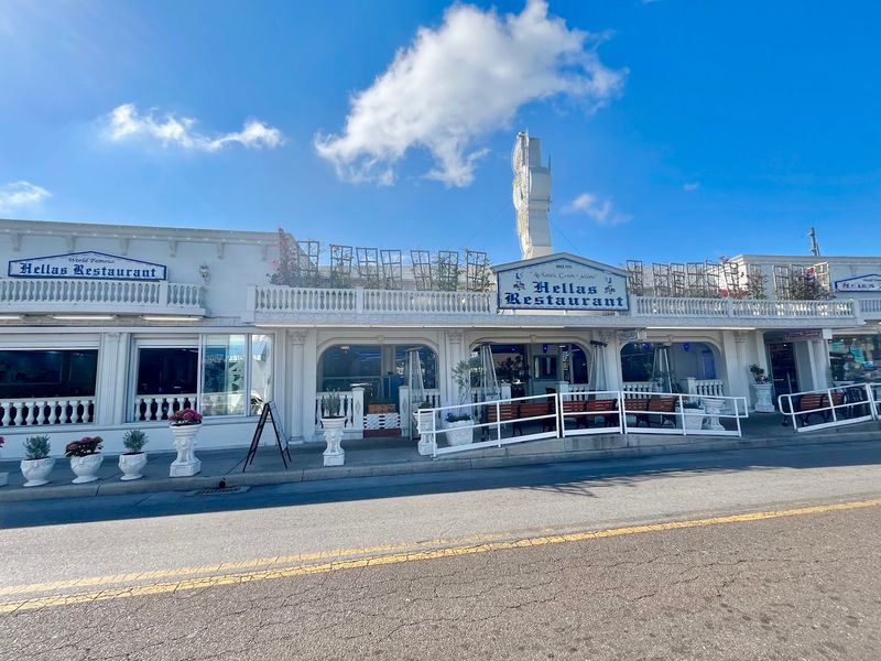 Why This Sponge Docks Stop Stays Full Why This Sponge Docks Stop Stays Full