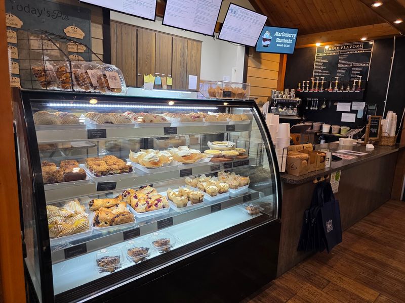 Willamette Valley Pie Co. Farm Retail Store, Salem, OR