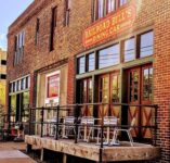 This Old-School Des Moines Diner Wrapped In Vintage Railroad Decor Is Worth The Drive For Breakfast