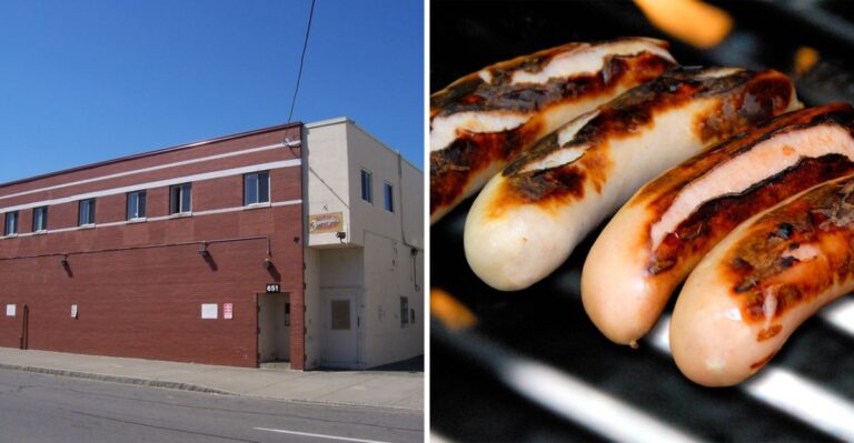 When Cold Weather Hits Rochester, Locals Head Straight For White Hots At This Stand