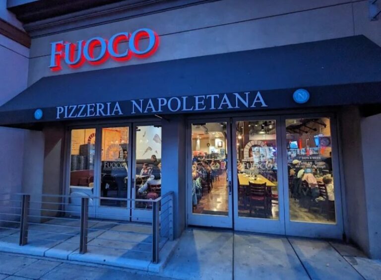 Californians Call This Fullerton Spot The Best Wood-Fired Neapolitan Pizza Outside Of Naples