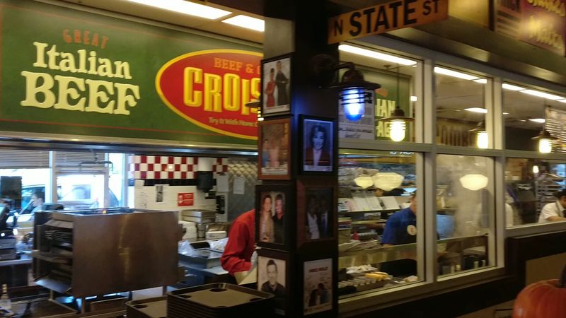 Homesick Chicagoans Drive Across The Valley For The Italian Beef At This Phoenix Deli
