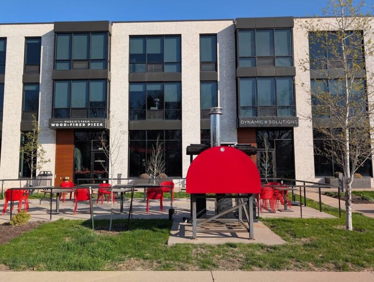 Iowa City Diners Reserve A Table Just For The Wood-Fired Neapolitan Pies Baked At This Hidden Spot Near Kinnick Stadium