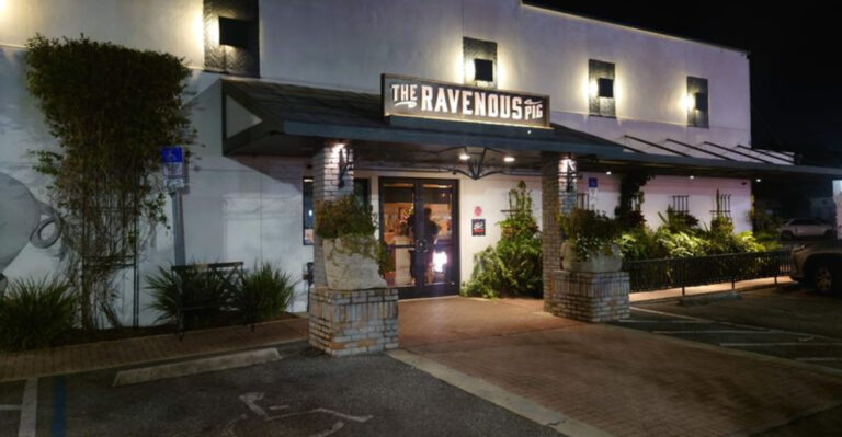 Regulars At This Winter Park Diner Swear By The Pancakes Stacked A Mile High