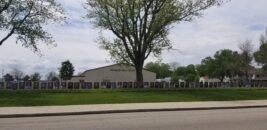 Out In Arcanum, This Hot Dog Stand Draws Crowds Every Single Weekend