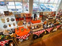 Seven New Jersey Orchards Let You Fill A Bag With Pick-Your-Own Peaches Right Now
