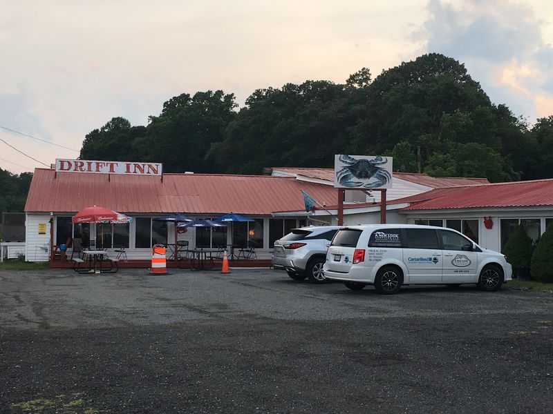 Marylanders Drive Deep Into St. Mary’s County For The Fried Oysters At This Riverside Crab House In Mechanicsville