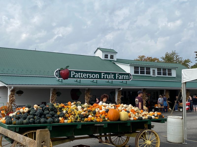 Folks Pack This Ohio Cider Mill On Weekends For Warm Doughnuts And Fresh-Pressed Juice