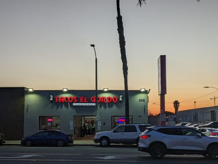 This Hole-In-The-Wall California Taqueria Serves Al Pastor So Good Locals Beg You Not To Tell Anyone
