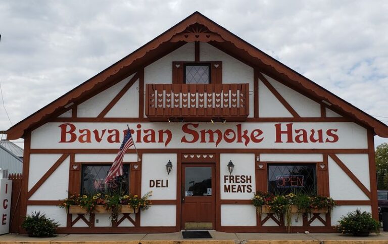 These 8 Missouri Meat Markets Still Smoke Their Own Sausage And Bacon In-House