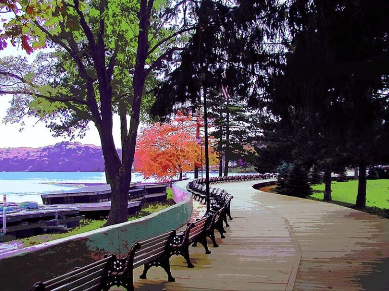 Retirees Love This Sussex County Lake Community Where Boating And Cheap Living Come Together