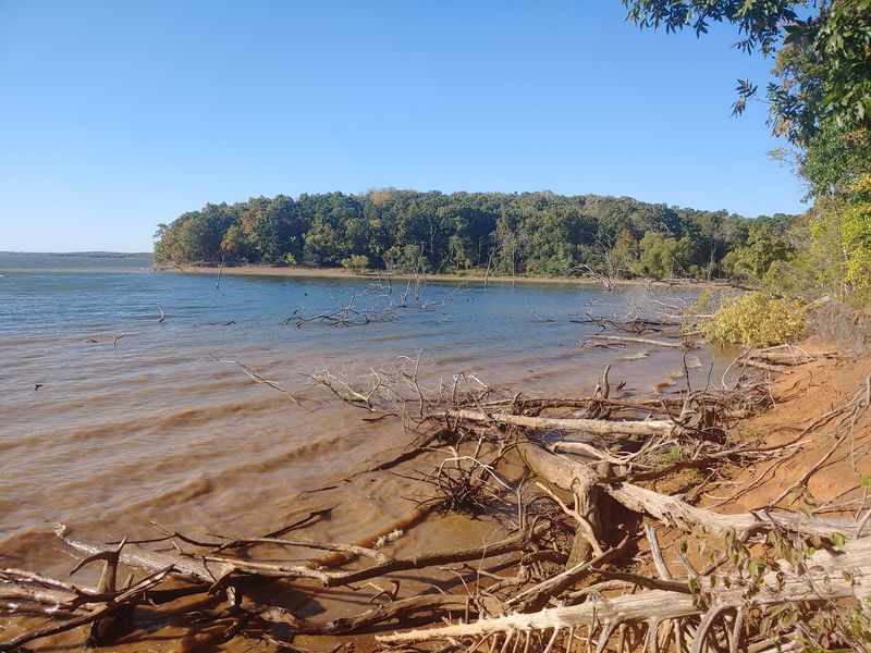 This Wooded Kansas Loop Rewards A Little Rocky Trekking With Lakeside Views And A Scenic Observation Deck
