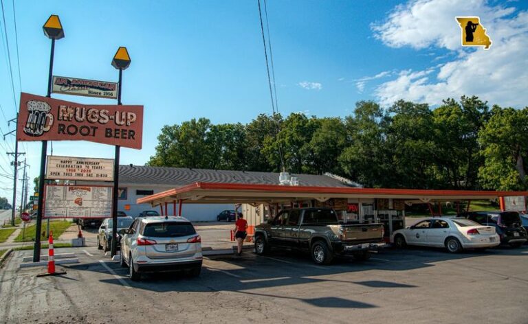 Across Missouri, 4 Old Drive-Ins Still Carhop Burgers And Malts To Your Window