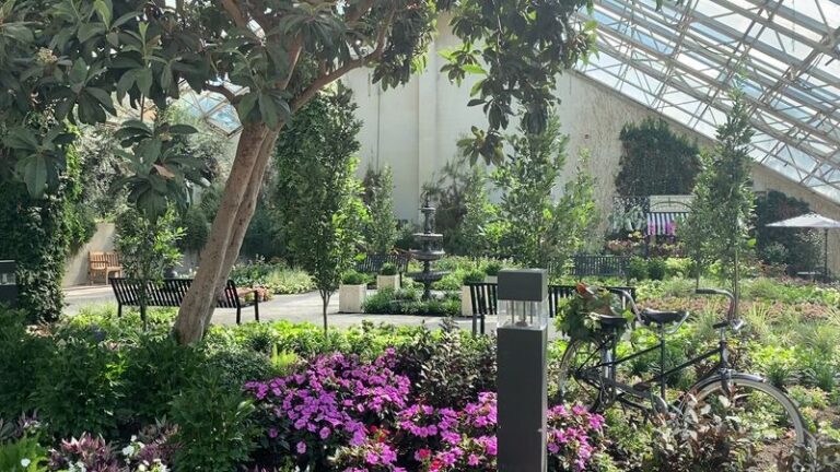 Wander The Rose Gardens And Glass Conservatory At This Free Indiana Botanical Park