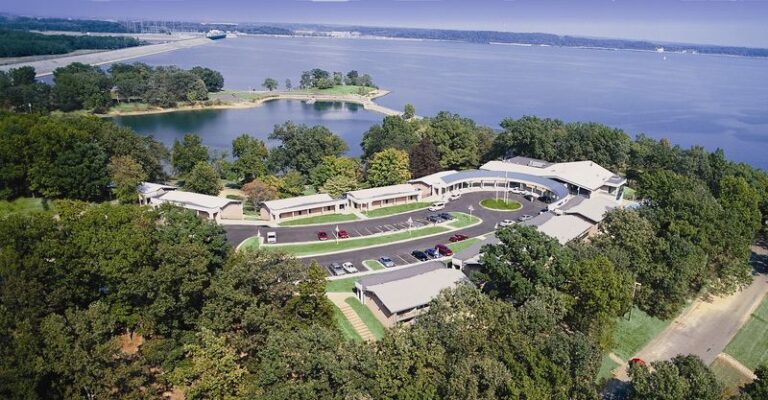 Kentucky Dam Village In Gilbertsville Is The Lakeside Base For Boating, Fishing, And Cabin Weekends