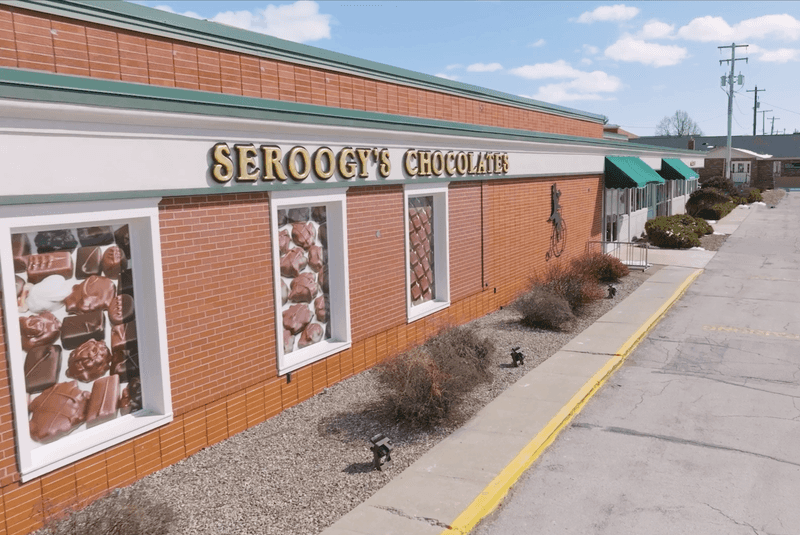 Where Locals Load Up On Chocolate-Covered Everything: 8 Wisconsin Candy Shops Worth The Trip