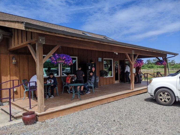 At This Family-Run Washington Creamery You Can Pet the Calves and Watch the Milking, Then Dig Into Ice Cream