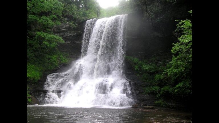 A Rugged Virginia Trail Climbs Past Little Falls to a 69-Foot Cascade and an Icy Swimming Hole
