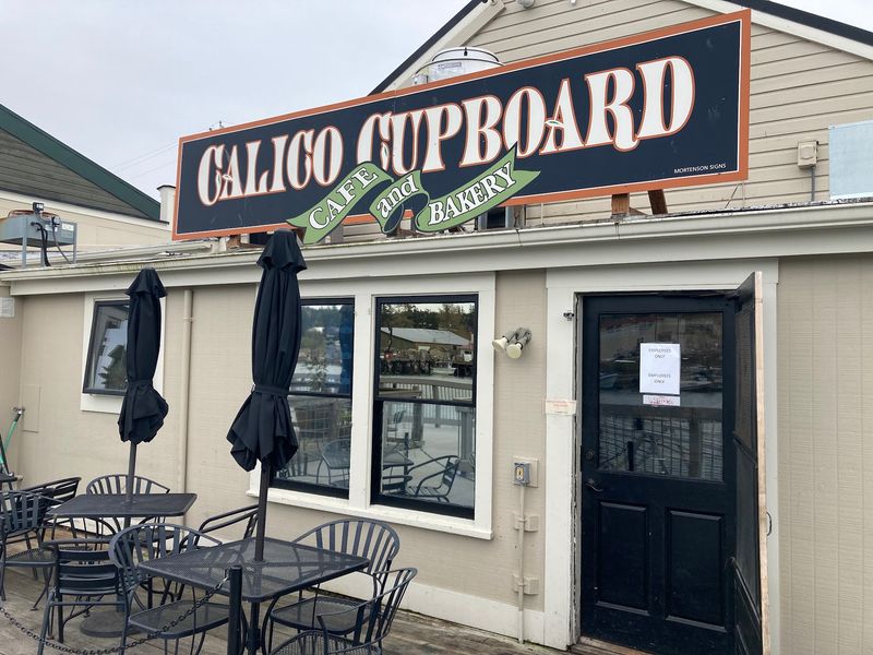 La Conner’s Calico Cupboard Café & Bakery Draws Locals for Its Waterfront Charm and Comfort Fare