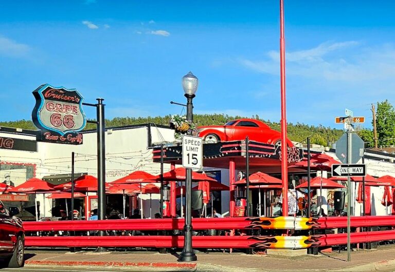 This Arizona Route 66 Diner Pairs Smoky Brisket With Old Gas-Station Relics From Another Era