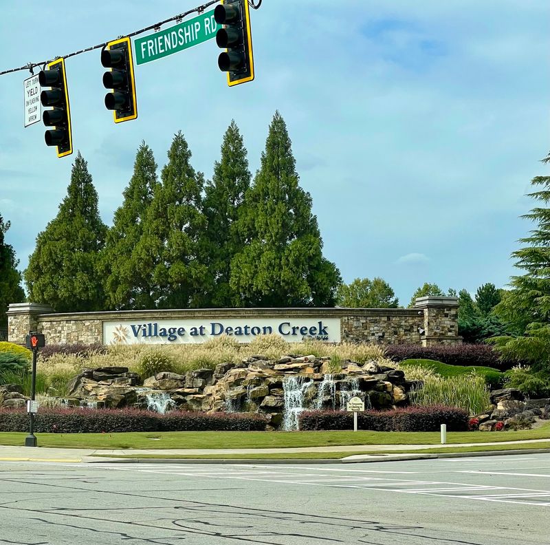 These 9 Quiet Georgia Towns Let Retirees Live Well On A Fixed Income