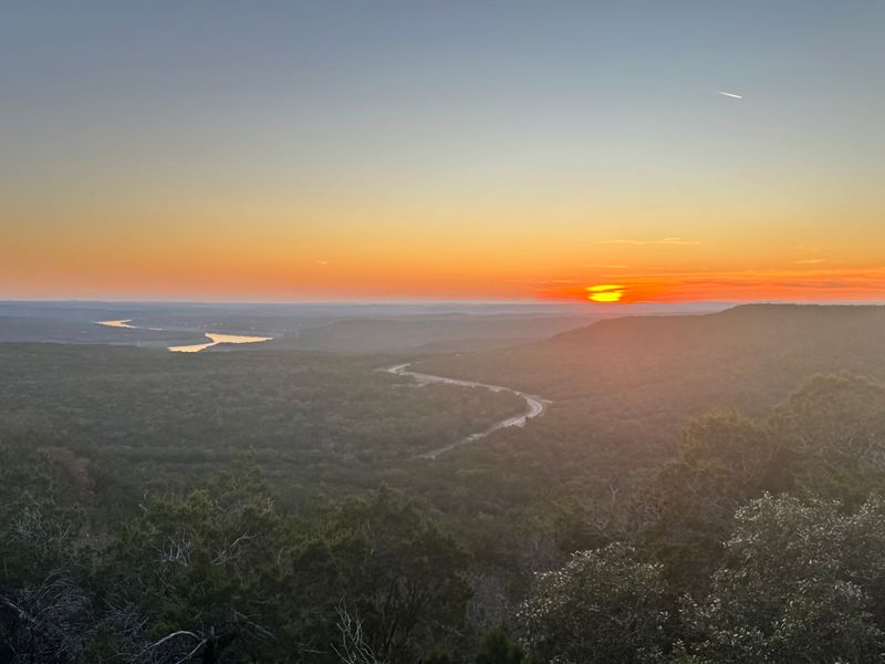 Every Fall, These 7 Texas Backroads Turn Gold And Red For A Scenic Drive