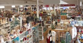 Two Full Floors Of Vintage Finds Make This Minnesota Antique Mall A Treasure Hunter’s Paradise