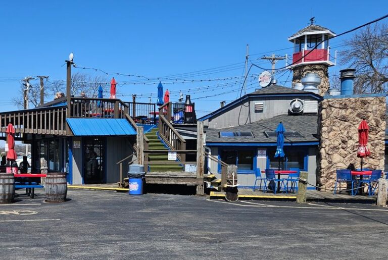 New York’s Best Beef On Weck Is Hiding At These 6 Unassuming Roadside Stands