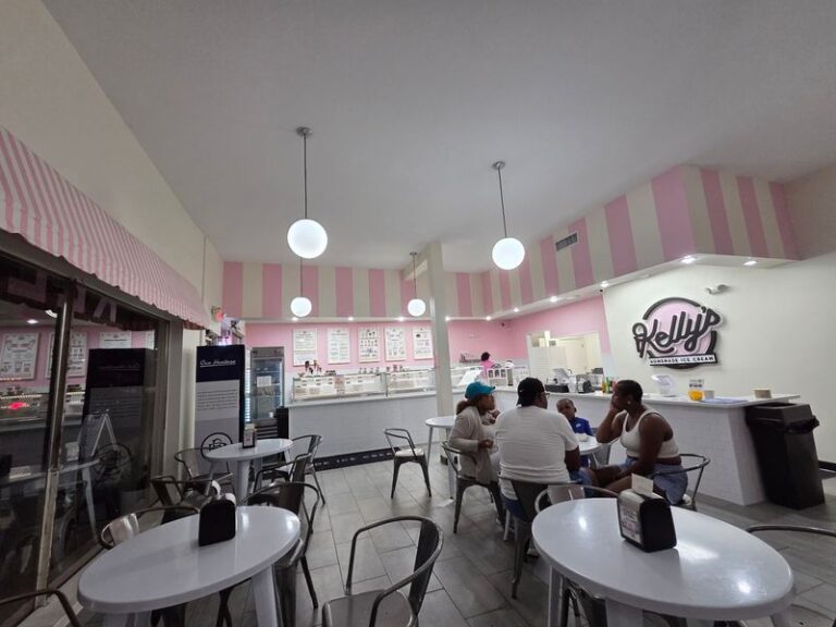 This Beloved Florida Ice Cream Shop Is Family-Run And Churns Every Flavor From Real Ingredients