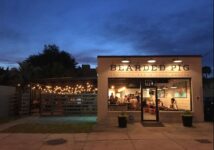 Folks Line Up At These 8 Florida Smokehouses For Ribs That Fall Off The Bone