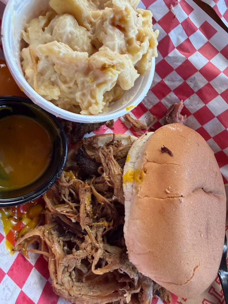 1572 Roadhouse Bar-B-Q, Waynesville, OH 1572 Roadhouse Bar-B-Q, Waynesville, OH