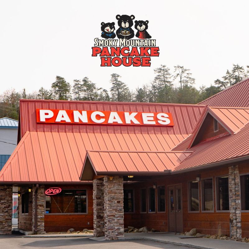 A Breakfast Address on the Parkway