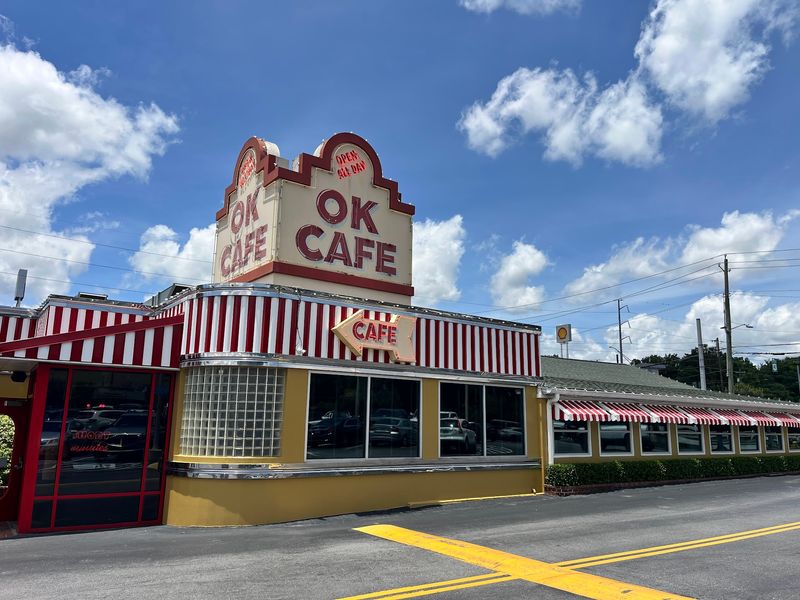 A Buckhead Diner on West Paces Ferry Road
