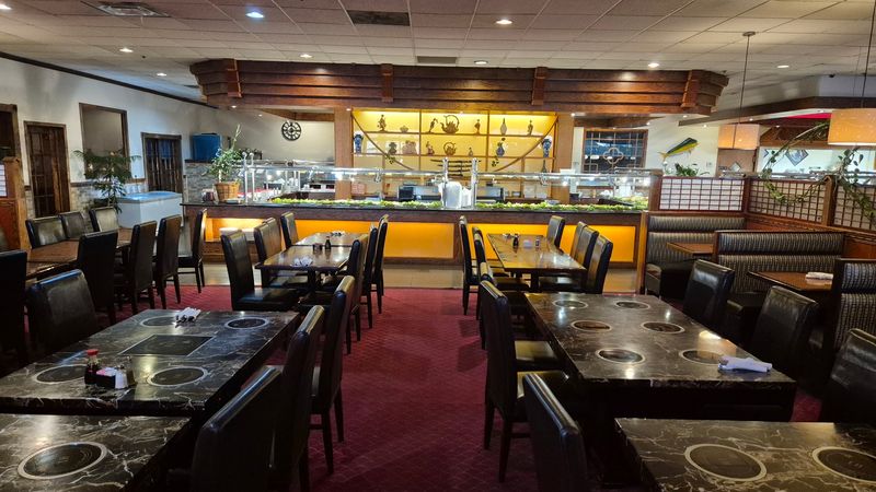 A Buffet Hub on Snow Road