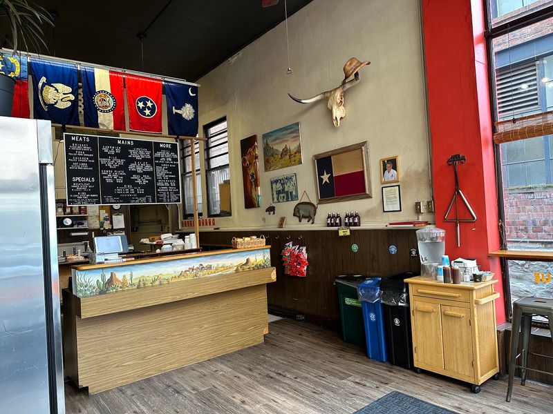 A Clean, Simple Lunch Counter